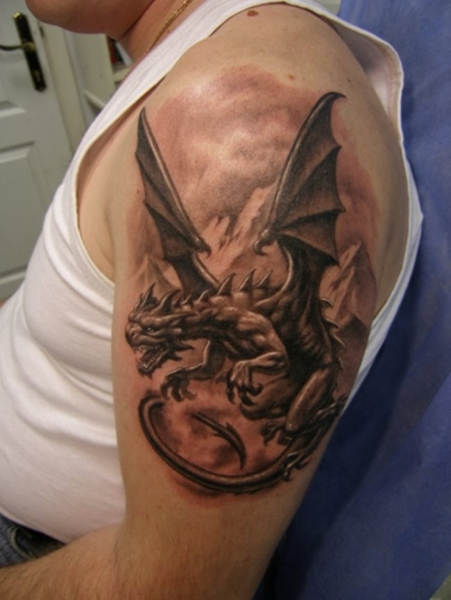 Que symbolise un dragon sur un tatouage ?